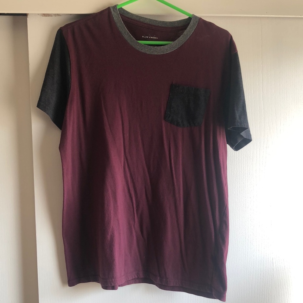 Blue Crown burgundy pocket tee